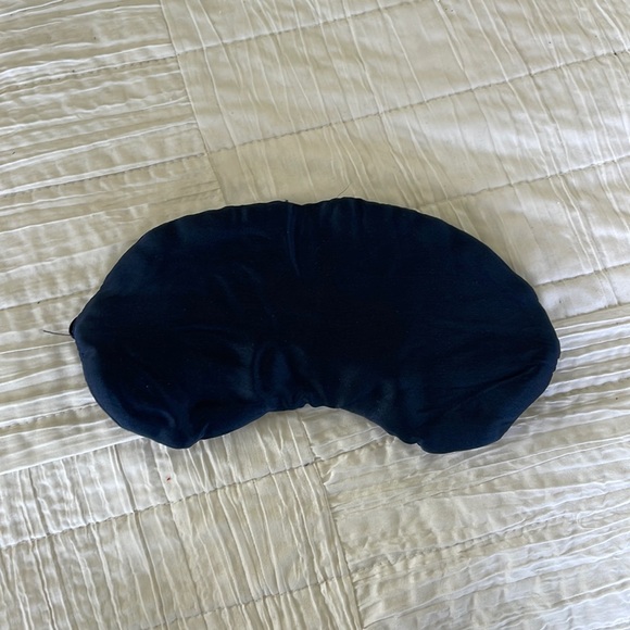 Silk Sleep Mask - Picture 1 of 2